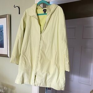 Ellen Tracy Pale Yellow-green Hooded Rain Coat
